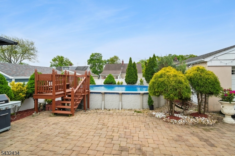 Oakview - Residential