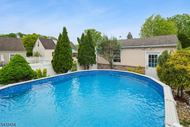 Oakview - Residential