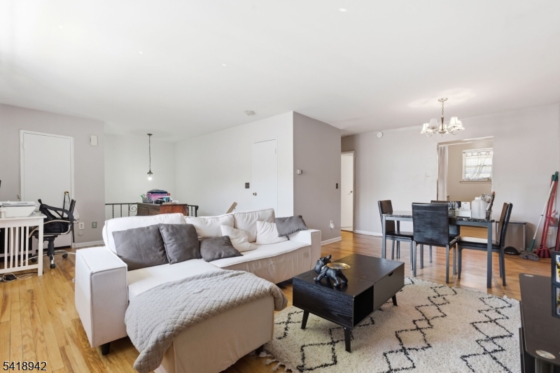 Carriage House - Residential