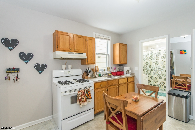 94, 96, 98 Broughton Ave - Residential Income