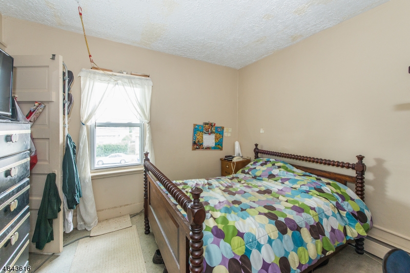 94, 96, 98 Broughton Ave - Residential Income