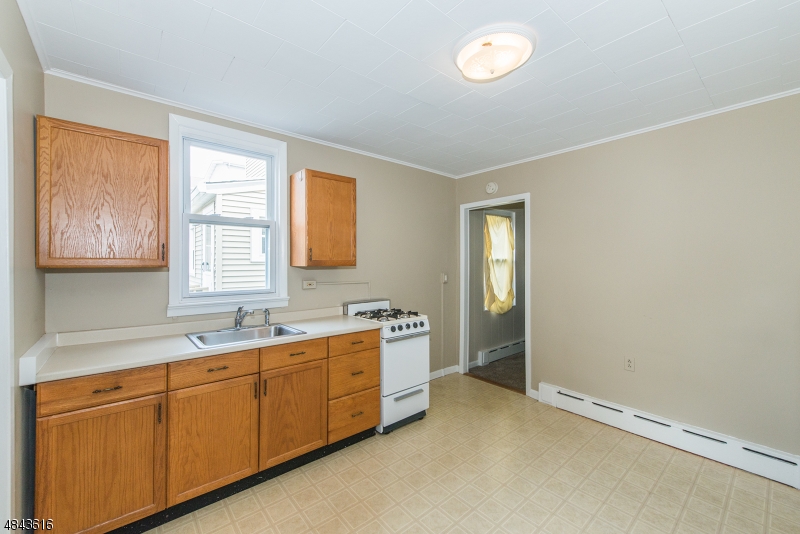 94, 96, 98 Broughton Ave - Residential Income
