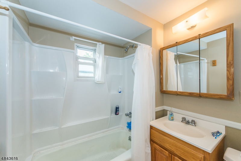94, 96, 98 Broughton Ave - Residential Income