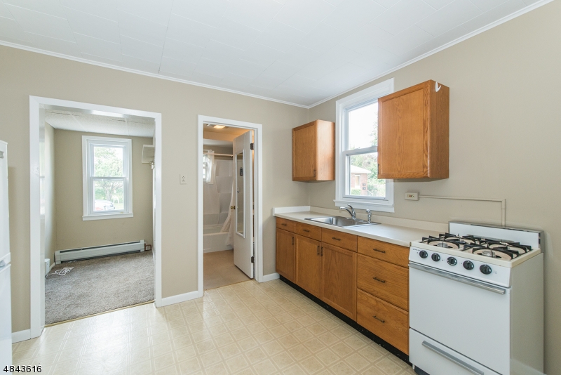94, 96, 98 Broughton Ave - Residential Income