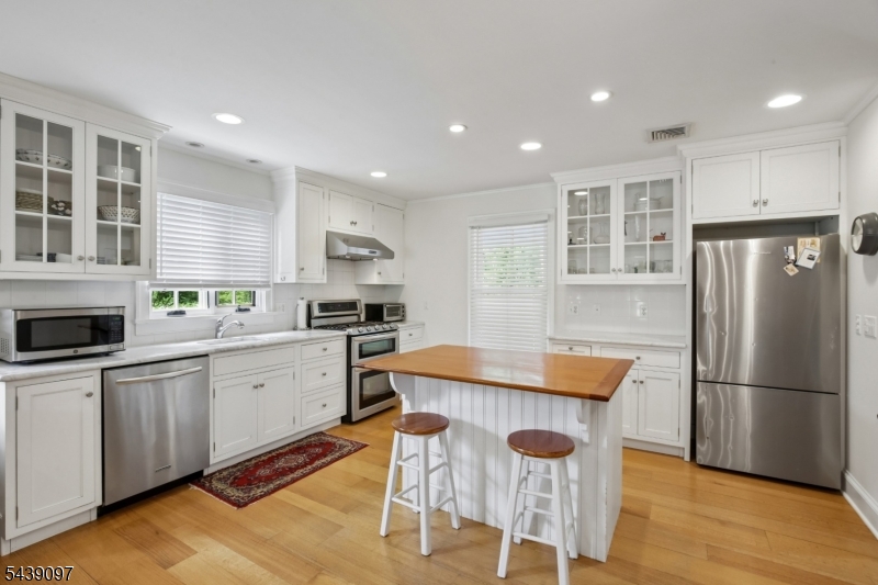 New Vernon - Residential