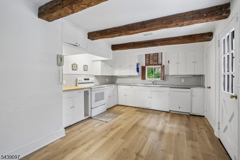 New Vernon - Residential