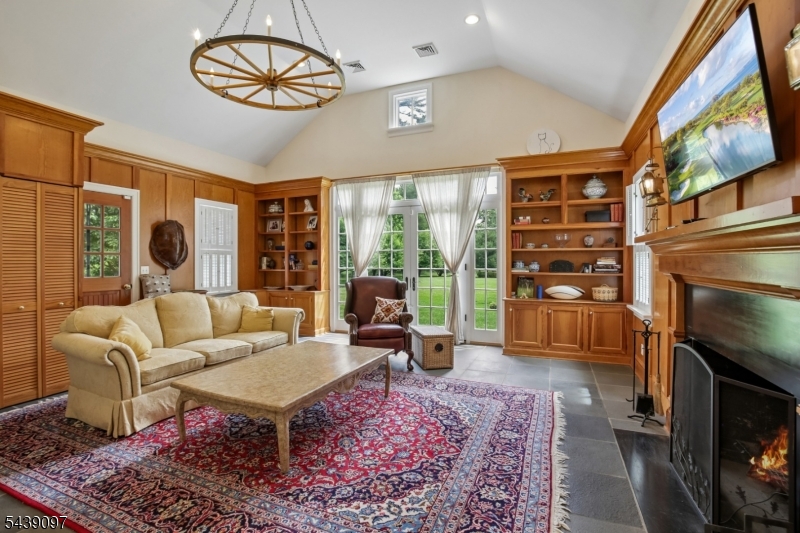 New Vernon - Residential