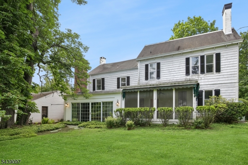 New Vernon - Residential