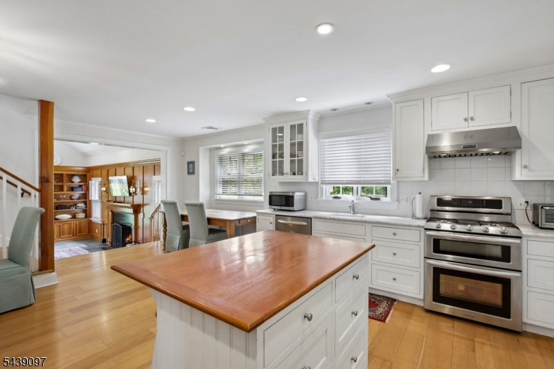 New Vernon - Residential