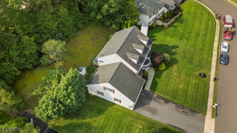 Towering Oaks - Residential