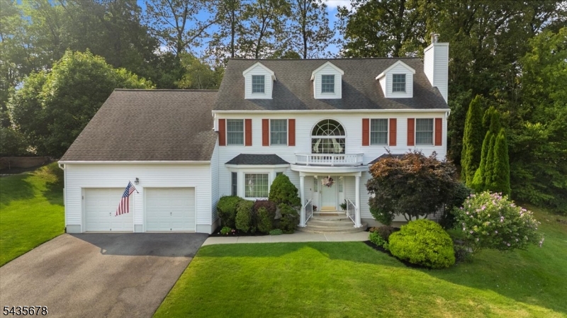 Towering Oaks - Residential