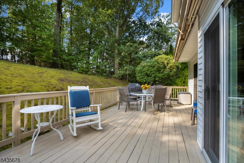 Towering Oaks - Residential