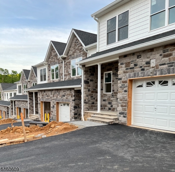 Mountain Way Estates - Residential Lease