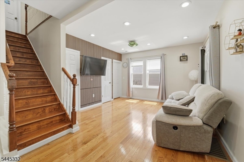 Plainfield Terrace - Residential