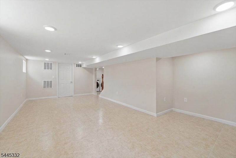 Plainfield Terrace - Residential