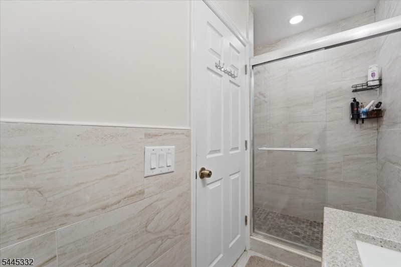 Plainfield Terrace - Residential