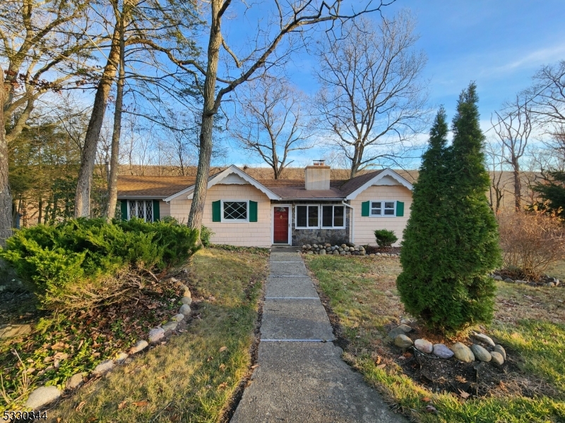 Associate related to owner
