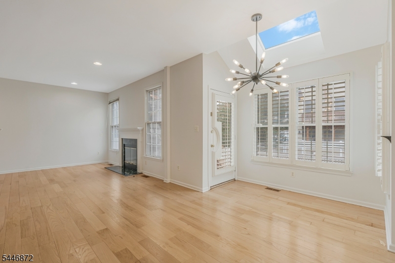 Patriot Hill - Residential