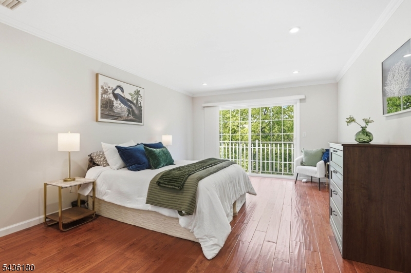 Riverwalk - Residential