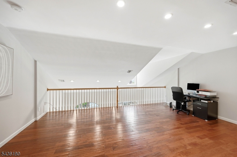 Riverwalk - Residential