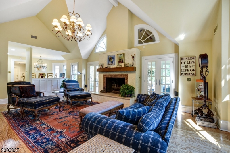 Old Short Hills - Residential