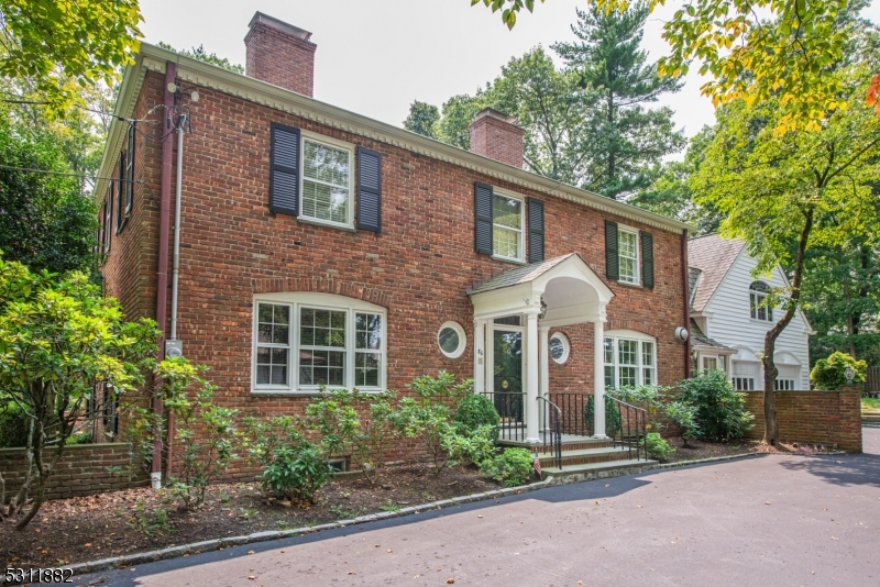 Old Short Hills - Residential