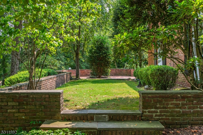 Old Short Hills - Residential