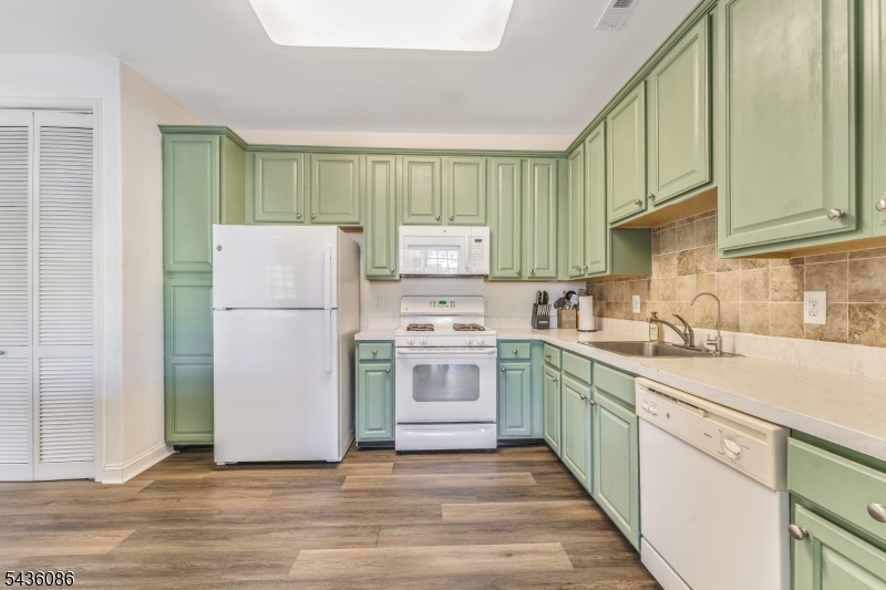 Warren Heights - Residential