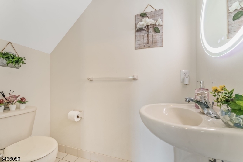 Warren Heights - Residential