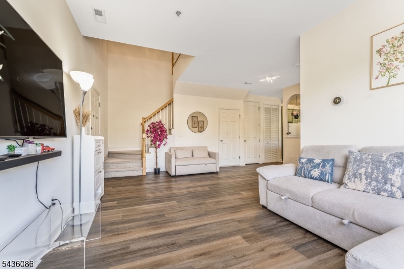 Warren Heights - Residential