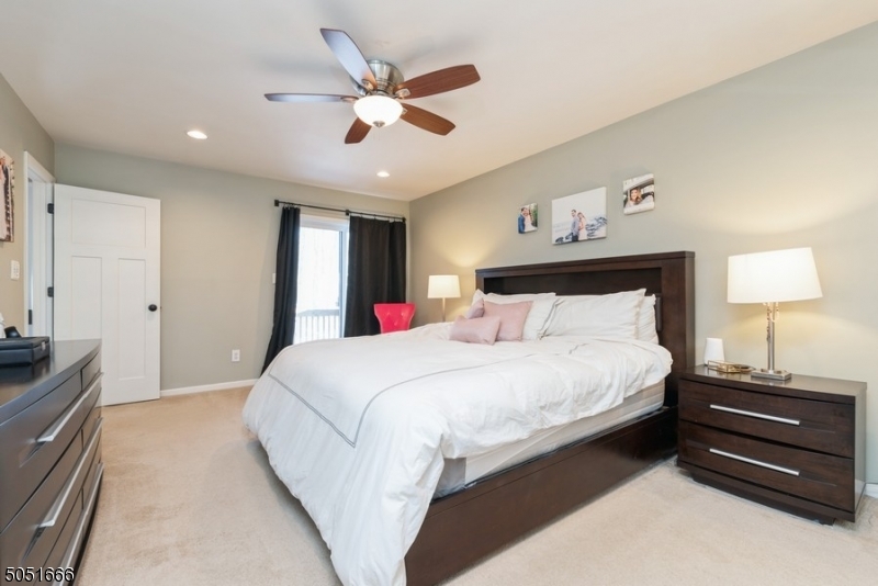 Windmill Pond - Residential
