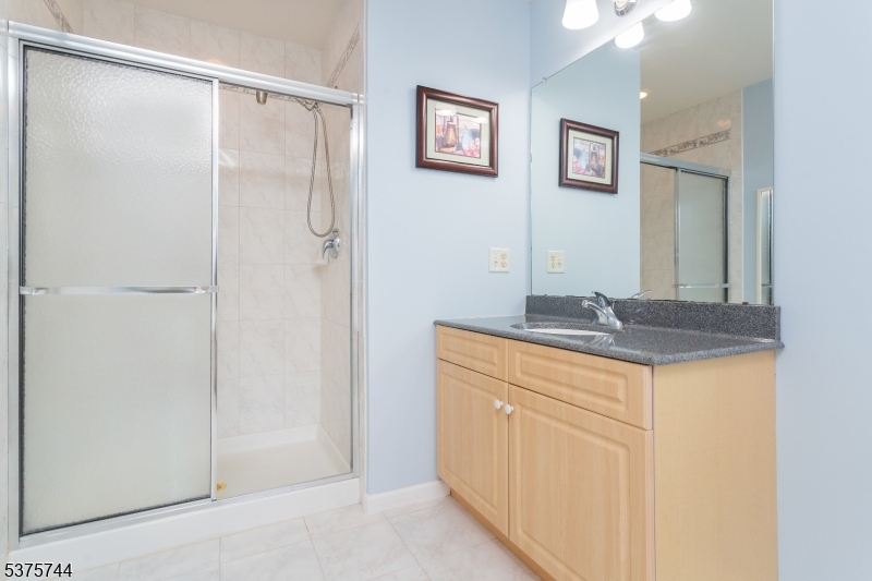 Mazdabrook - Residential Lease