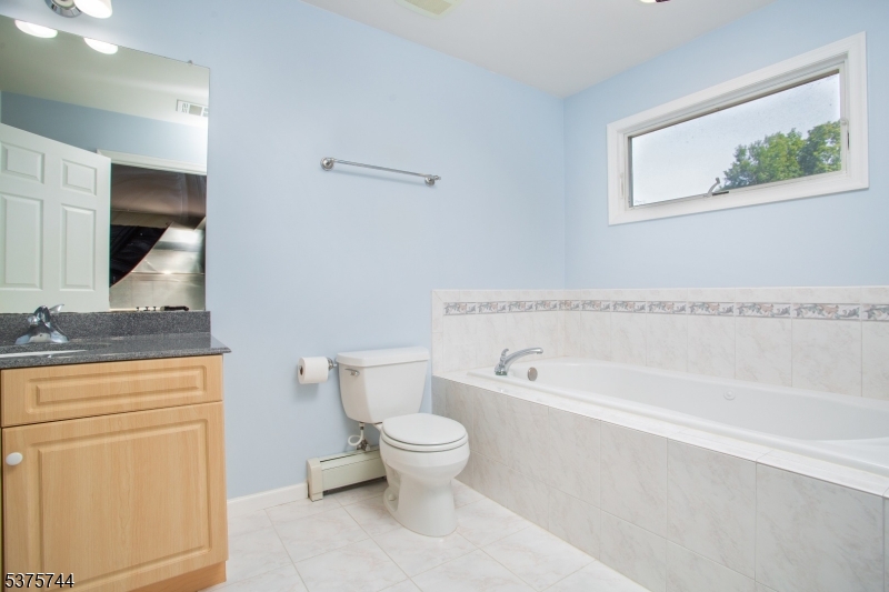 Mazdabrook - Residential Lease