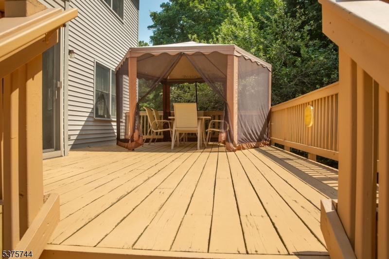 Mazdabrook - Residential Lease