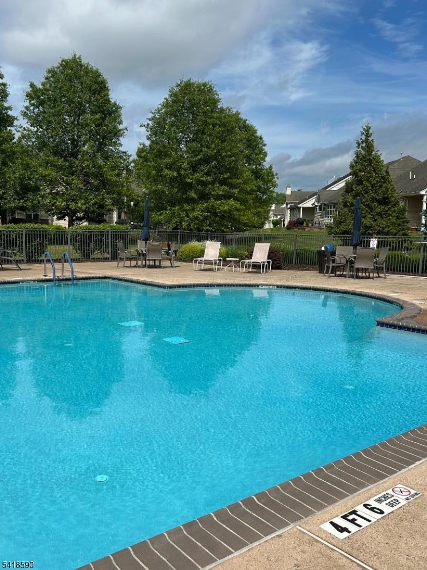 Sterling Pointe - Residential