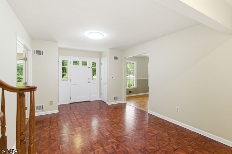 DEER POINT RUN - Residential