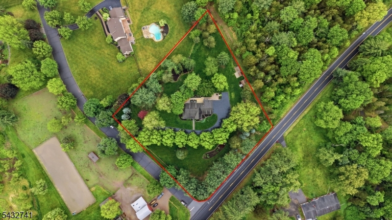 DEER POINT RUN - Residential