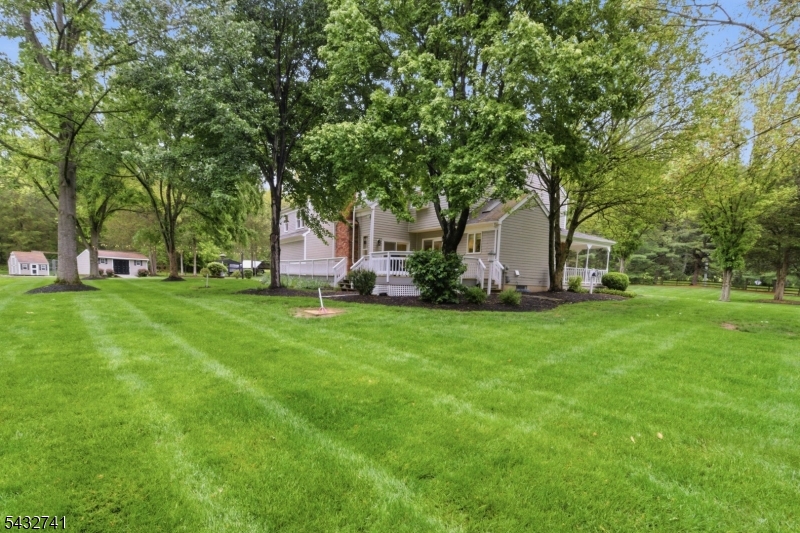 DEER POINT RUN - Residential