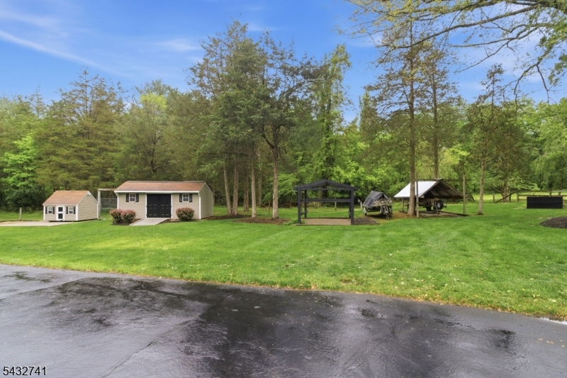 DEER POINT RUN - Residential