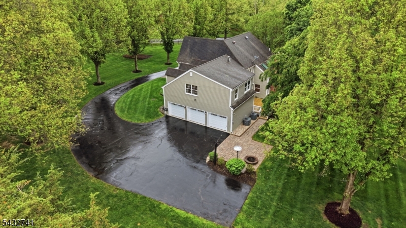 DEER POINT RUN - Residential