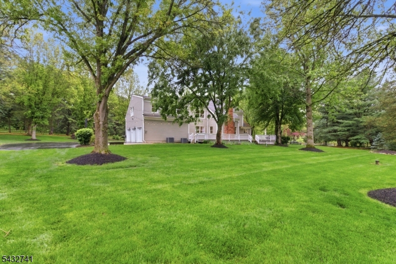 DEER POINT RUN - Residential