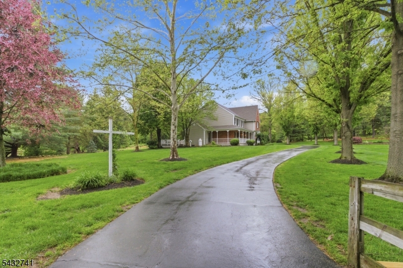 DEER POINT RUN - Residential