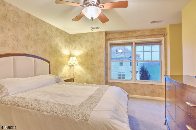 Lakeshore Village - Residential