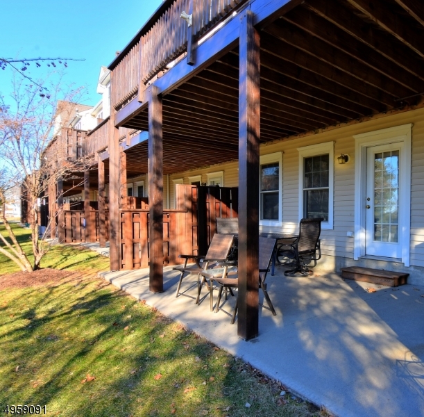 Lakeshore Village - Residential