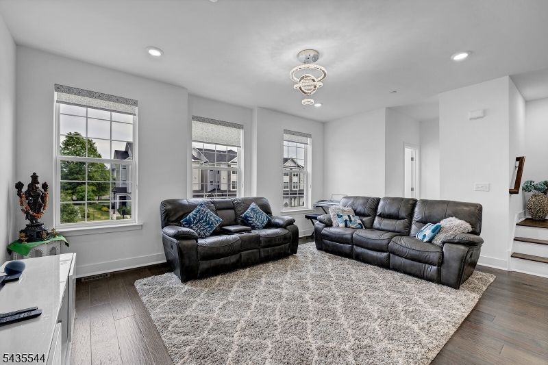 Collection at Morris Plains - Residential Lease