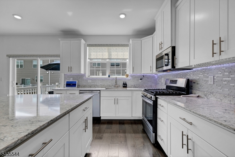 Collection at Morris Plains - Residential Lease