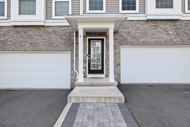Collection at Morris Plains - Residential Lease