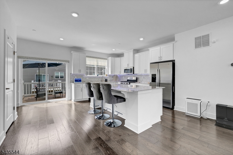 Collection at Morris Plains - Residential Lease