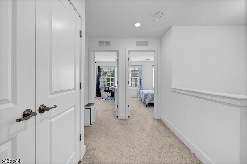 Collection at Morris Plains - Residential Lease