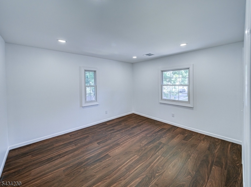 Seven Oaks - Residential